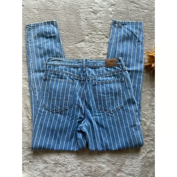 American Eagle White Striped Mom Jeans - Picture 2 of 4